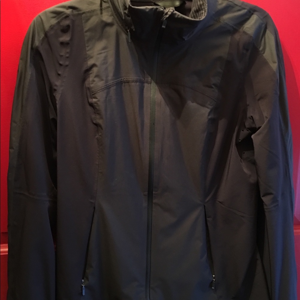 Lu lu Lemon Raindrop Jacket, Size 6